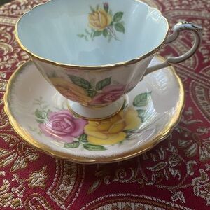 PARAGON White Bone China Saucer with Gold Accent